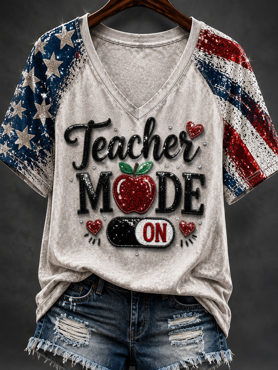 Vintage Homecoming Teacher Mom Art V-Neck T-Shirt